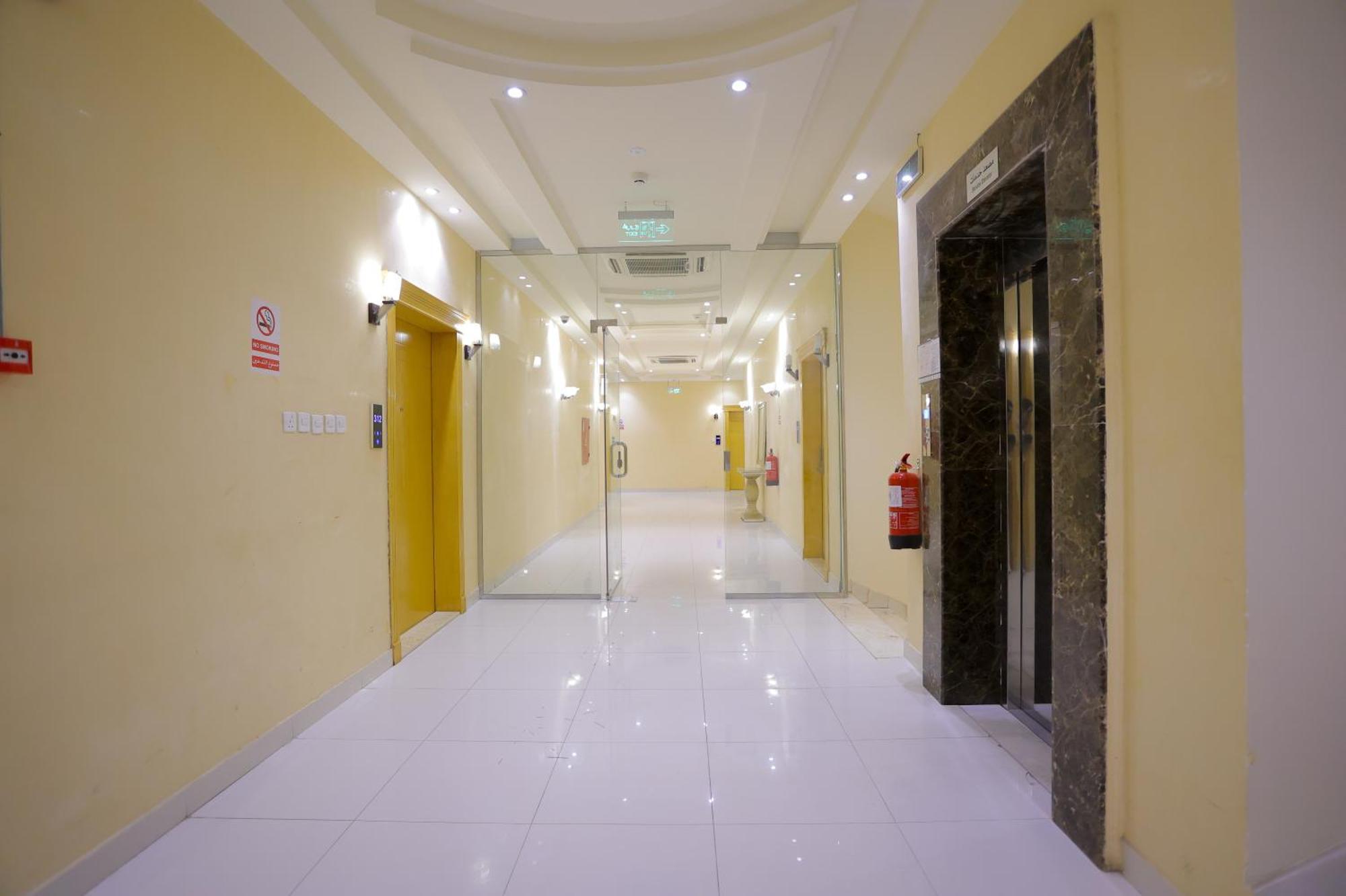 هوستا الملقا Aparthotel Riade Exterior foto